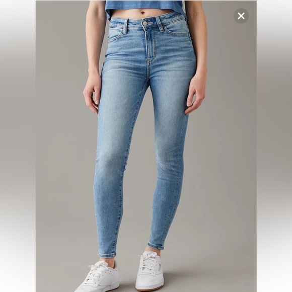 American Eagle Outfitters Denim - American Eagle Outfitters Women’s Next Level High-Waisted Jegging Short